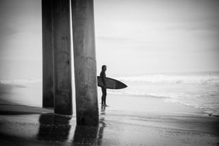 Solo Female Travel in Essaouira 2026: The Honest Surf & Kitesurf Guide