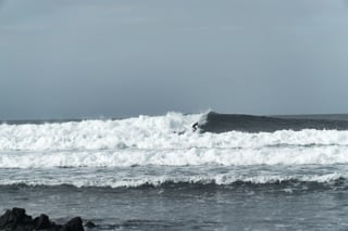 Surf Wax Guide for Essaouira Conditions: Choosing the Right Grip