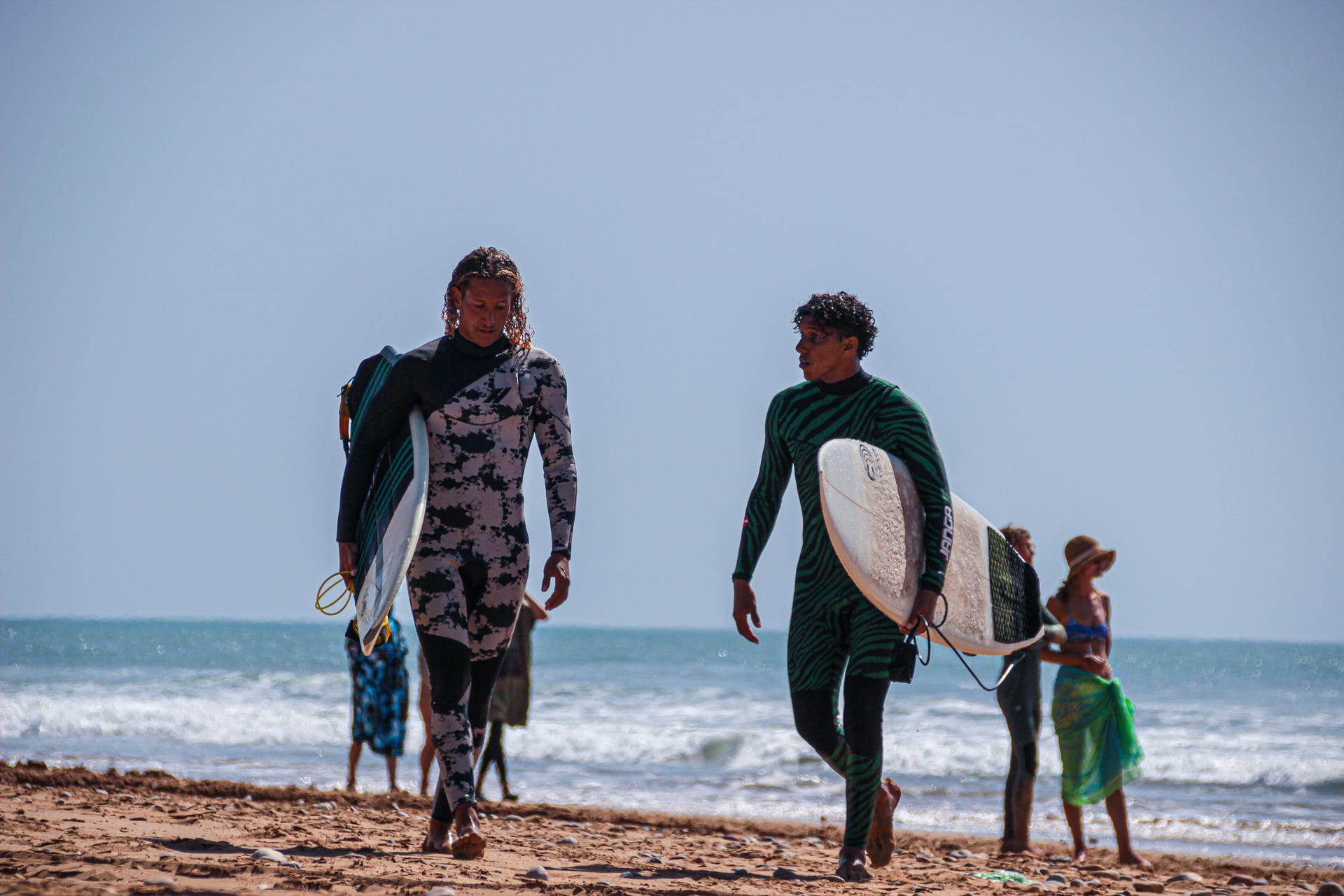 Kitesurf vs Wingfoil in 2026: Which Sport Should You Learn in Essaouira?