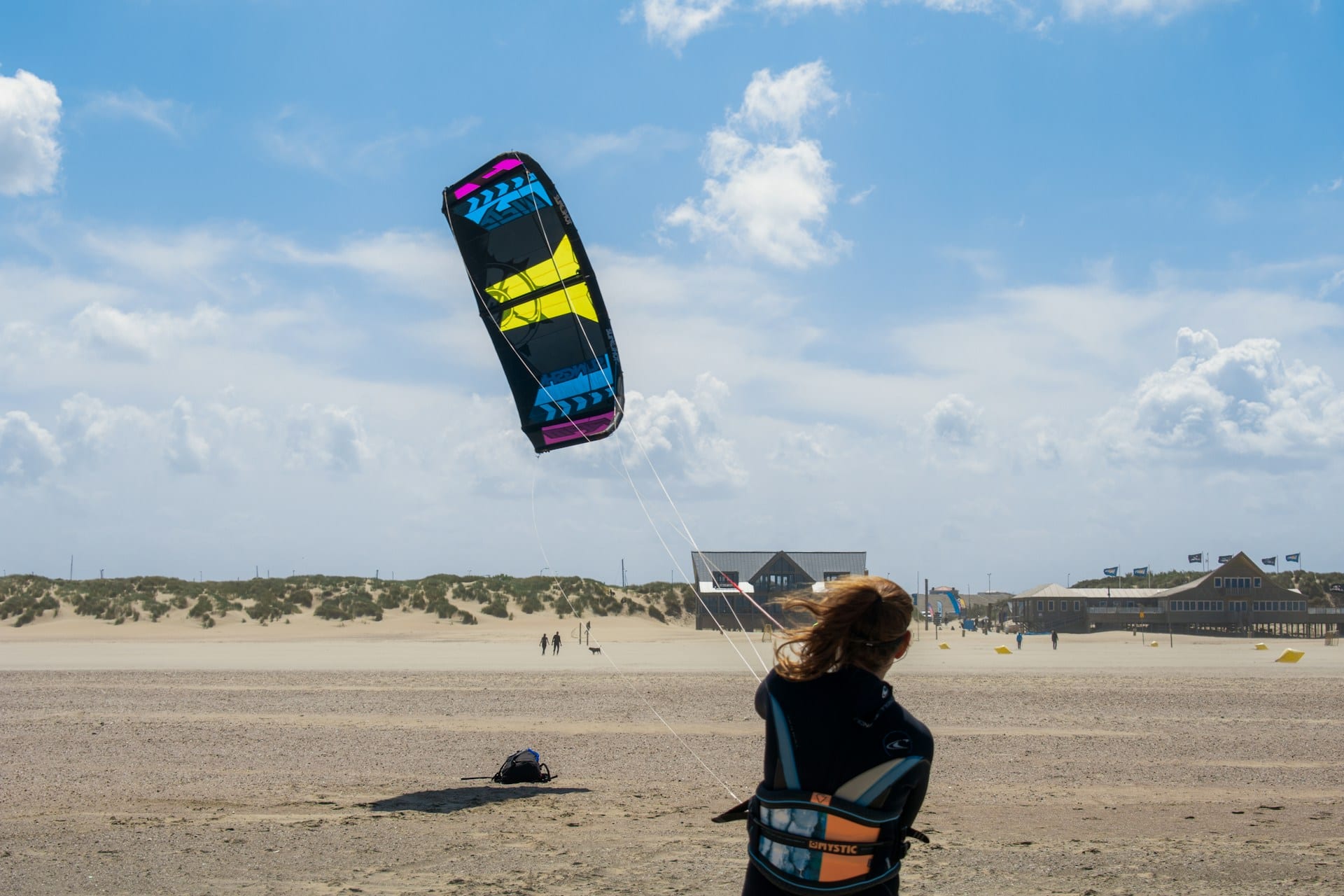 Kite Transitions: Mastering Jibes and Tacks for Direction Changes